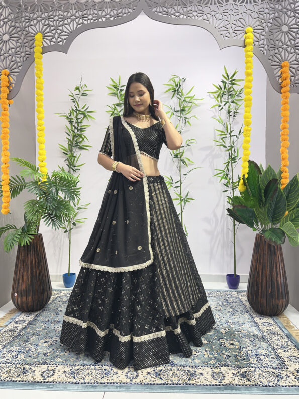 Chamkila Lahenga (Full Stitched)