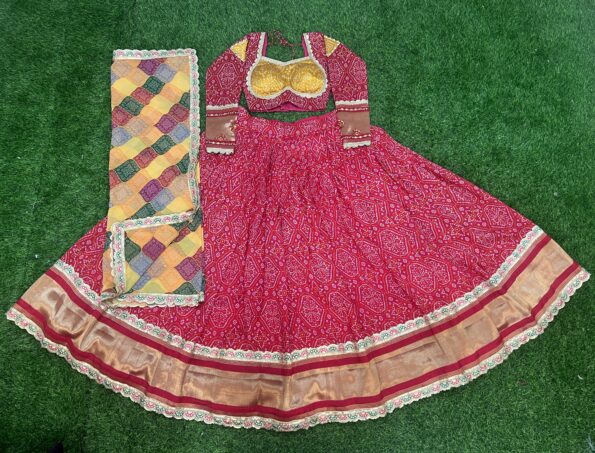 Bandhani Lagdi Patta Lehenga (Full Stitched)