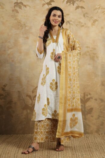 Women's Cottan Blend Printed Straight Kurta with Pant And  Dupatta Sets