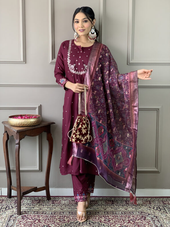 Women Viscose Chanderi Kurta With Pant And heavy embroidery Dupata Set