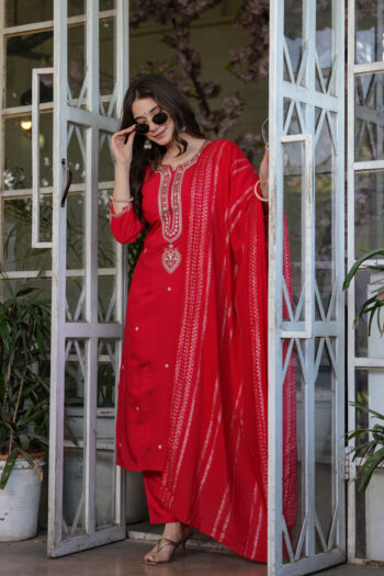 Women's  Viscose Chanderi Embroidered Straight Kurta with Viscose Pant And Viscose jacquard Dupatta Sets